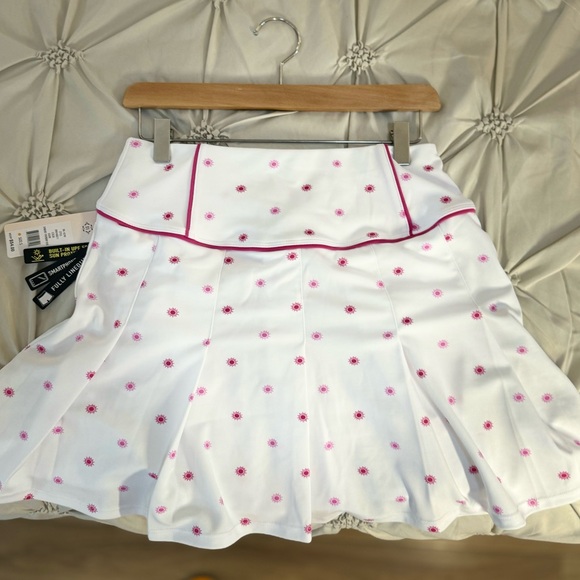 NWT Nanette Lepore White Tennis Skirt Skort w Hot Pink Sunbursts Size Small - Picture 14 of 15